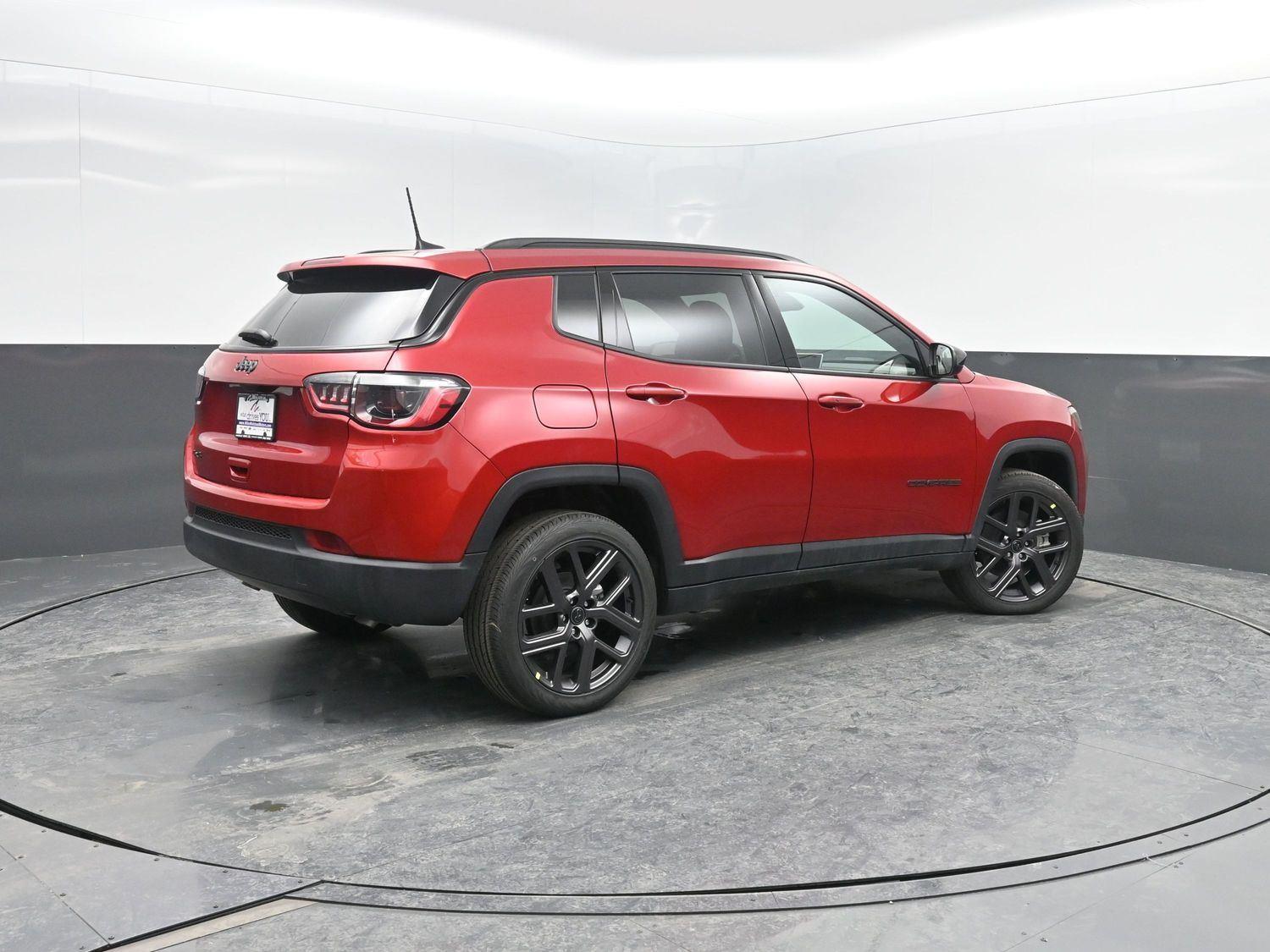 New 2026 Red Hot Pearlcoat Jeep Latitude image 2