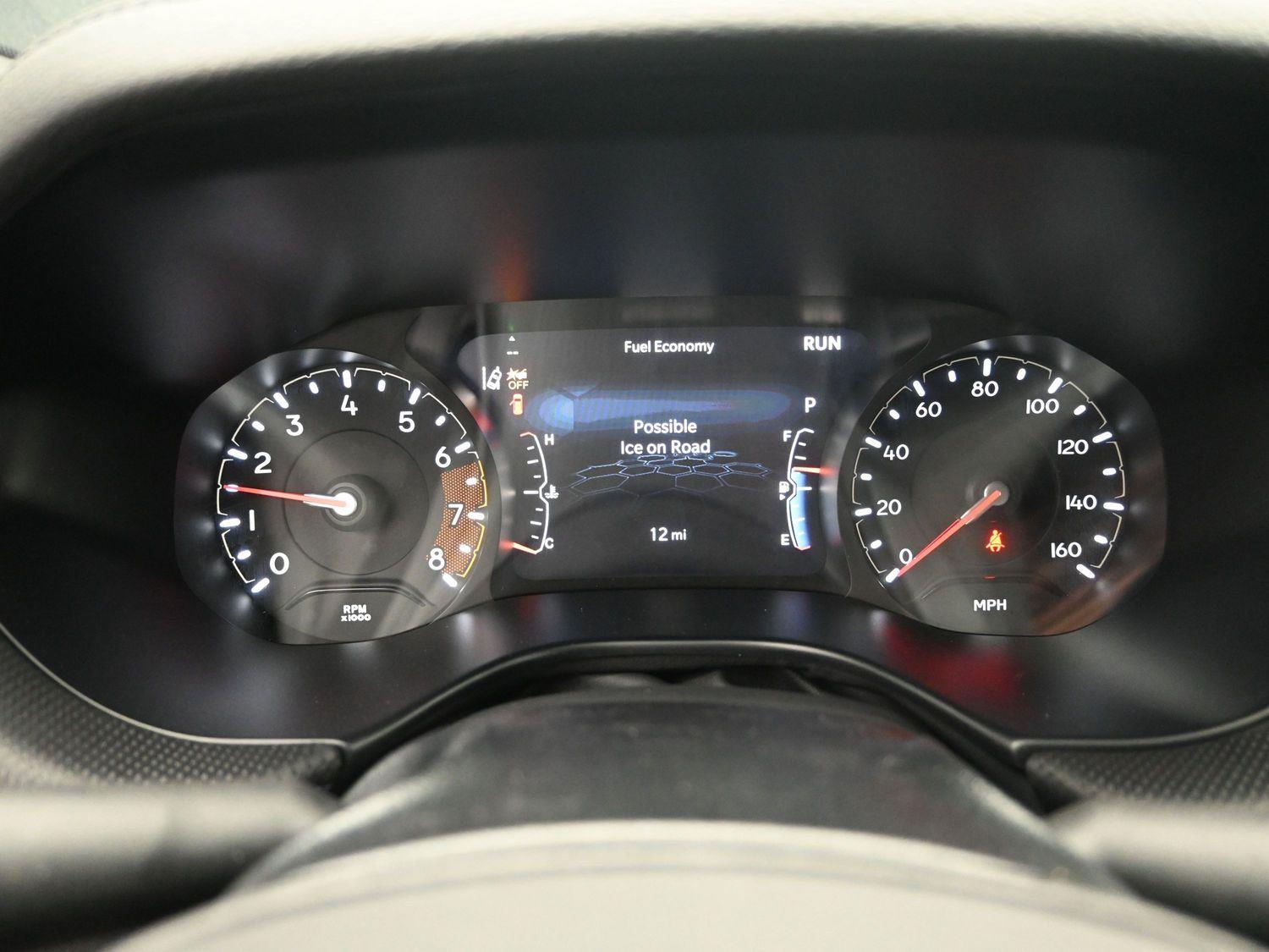 New 2026 Red Hot Pearlcoat Jeep Latitude image 21