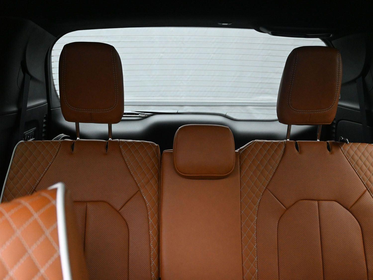 New 2026 Diamond Black Crystal Pearlcoat Chrysler Pinnacle image 17