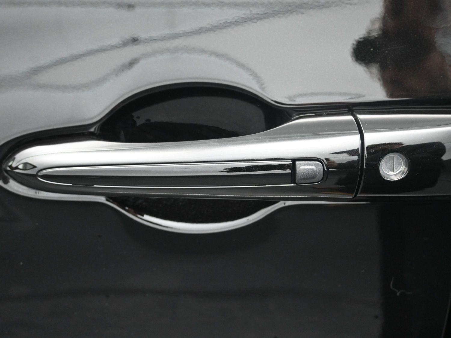 New 2026 Diamond Black Crystal Pearlcoat Chrysler Pinnacle image 20