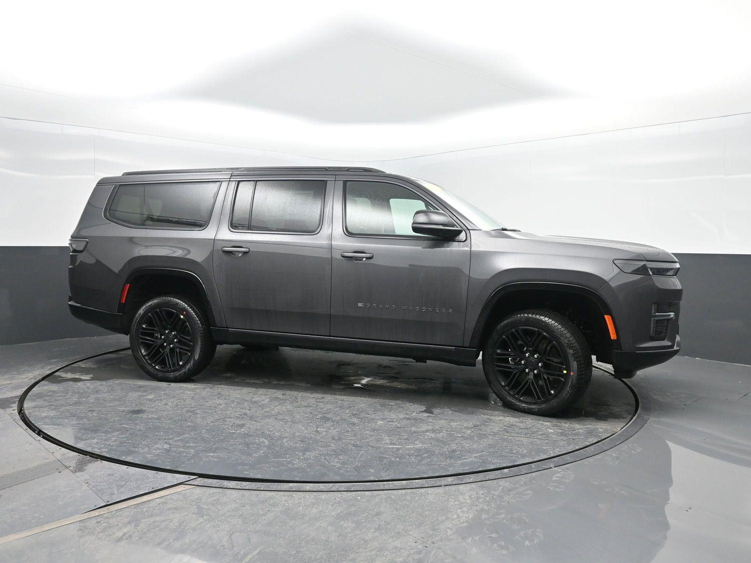 New 2026 Baltic Gray Metallic Clearcoat Jeep Limited Reserve image 3