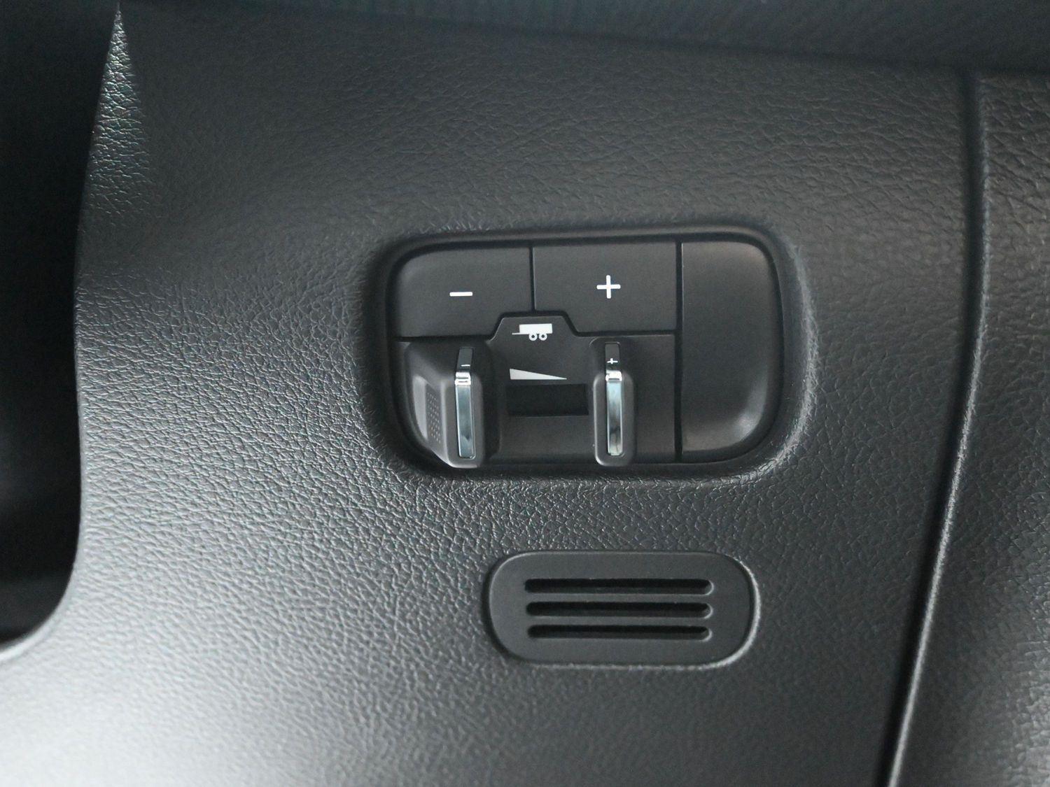 New 2026 Baltic Gray Metallic Clearcoat Jeep Limited Reserve image 33