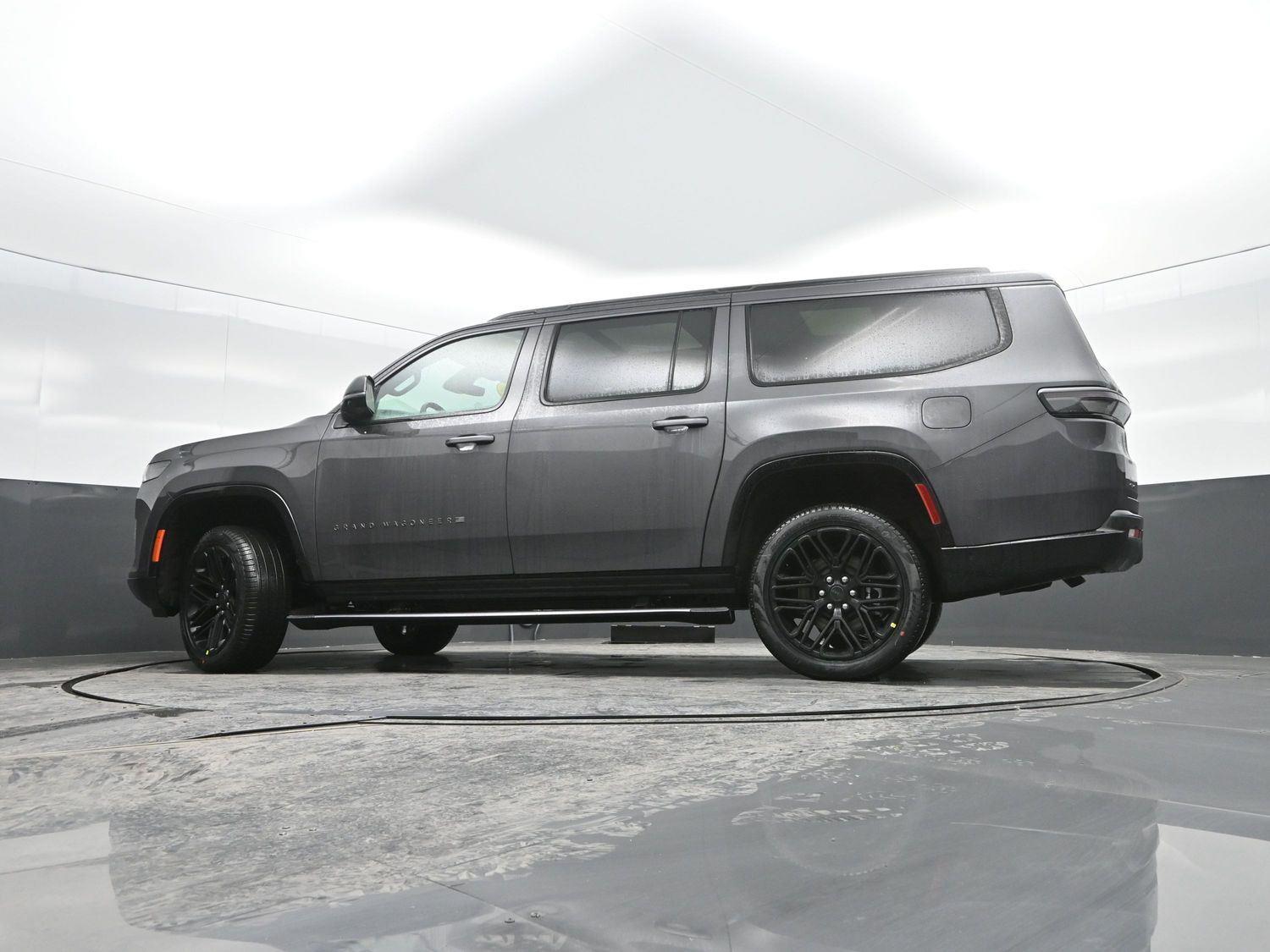 New 2026 Baltic Gray Metallic Clearcoat Jeep Limited Reserve image 37