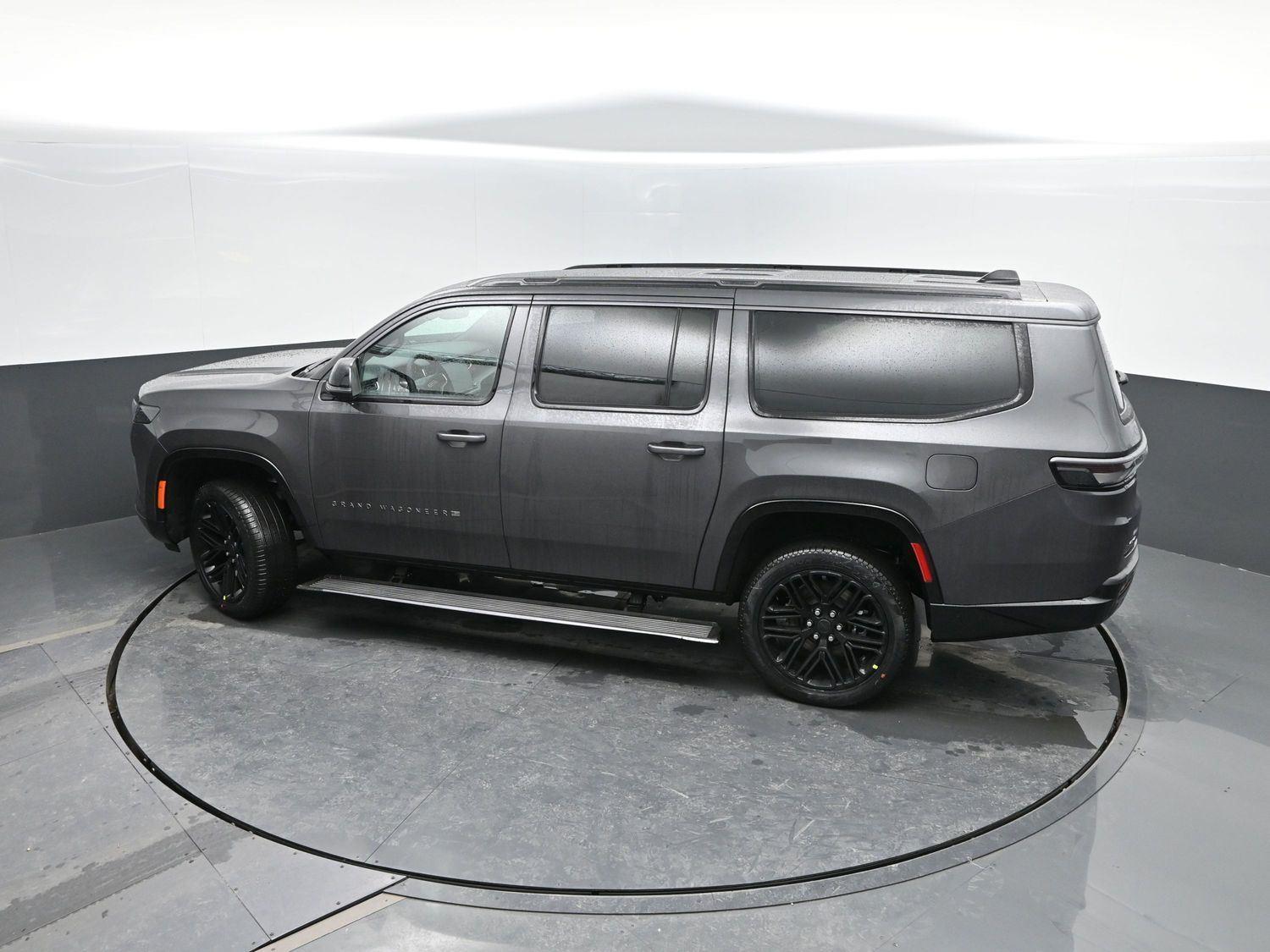 New 2026 Baltic Gray Metallic Clearcoat Jeep Limited Reserve image 41