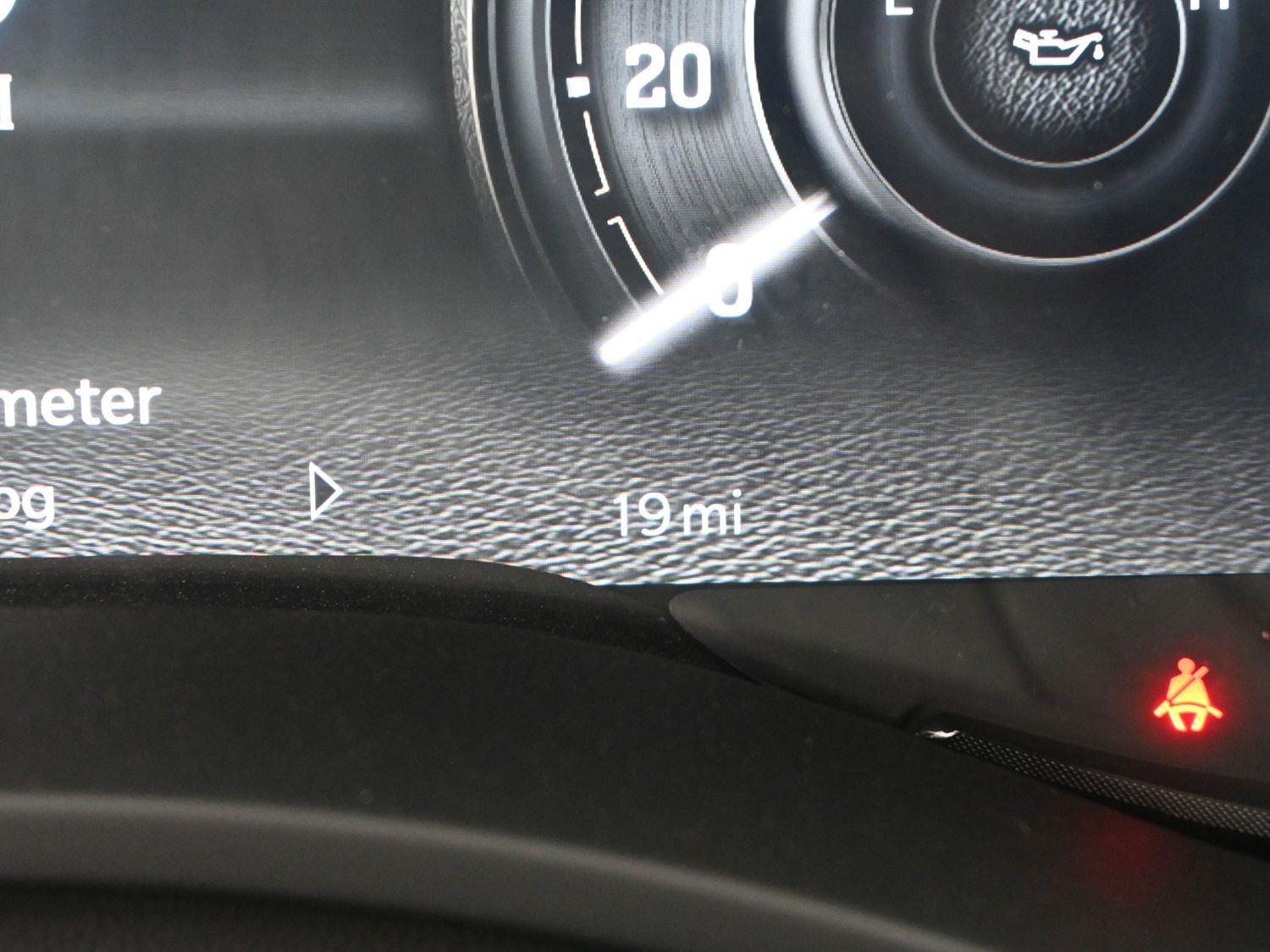 New 2026 Diamond Black Crystal Pearlcoat Ram Limited image 30