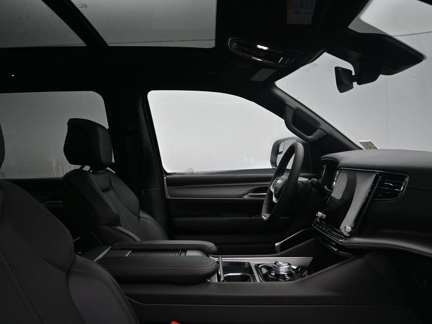 New 2026 Baltic Gray Metallic Clearcoat Jeep Limited Altitude image 10