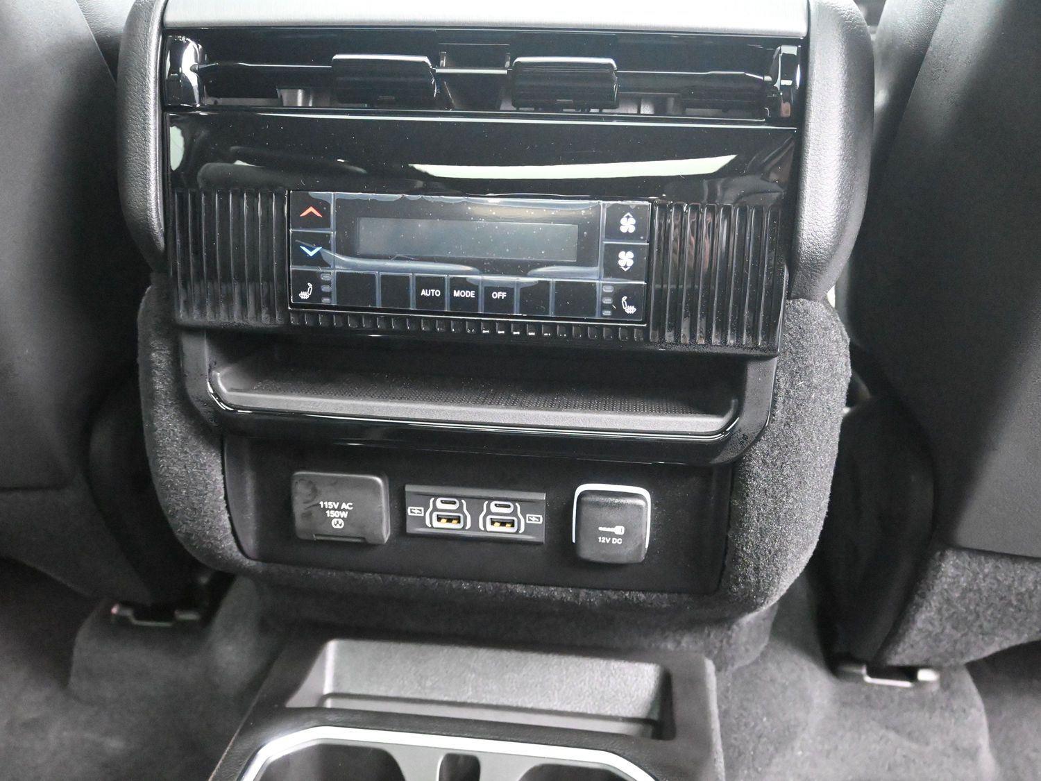 New 2026 Baltic Gray Metallic Clearcoat Jeep Limited Altitude image 13