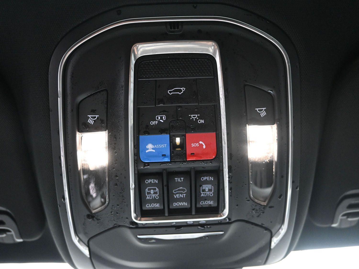 New 2026 Baltic Gray Metallic Clearcoat Jeep Limited Altitude image 31