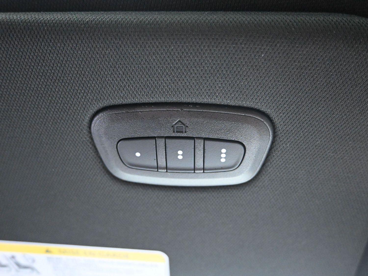 New 2026 Baltic Gray Metallic Clearcoat Jeep Limited Altitude image 32