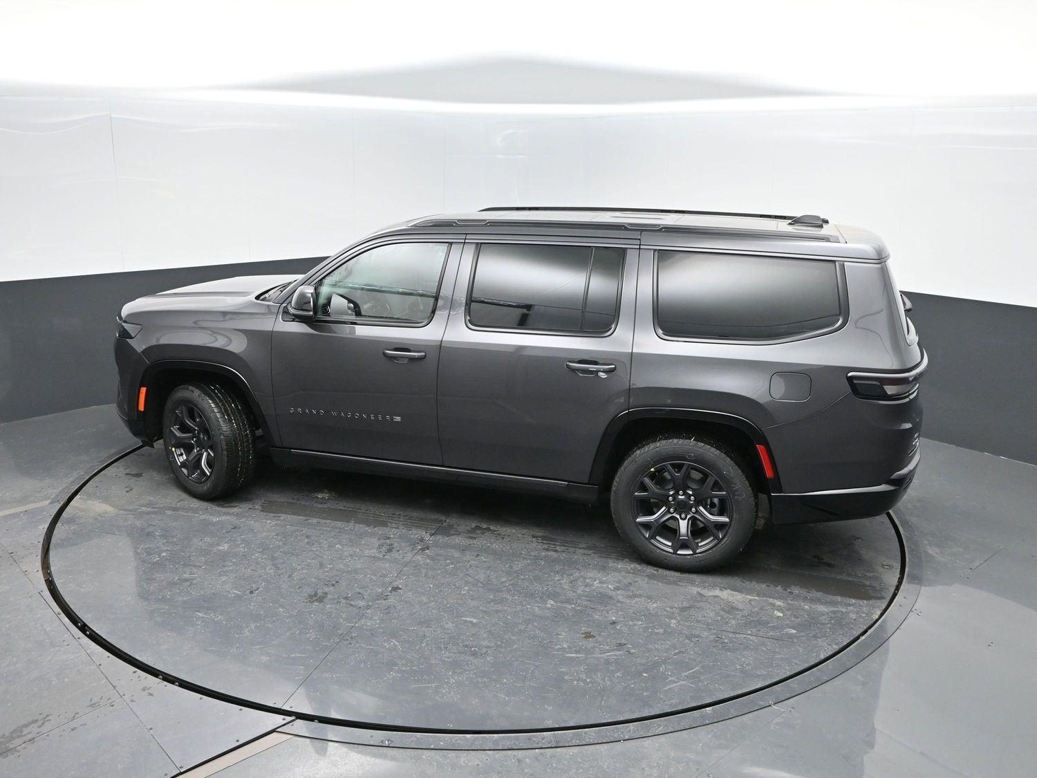 New 2026 Baltic Gray Metallic Clearcoat Jeep Limited Altitude image 38