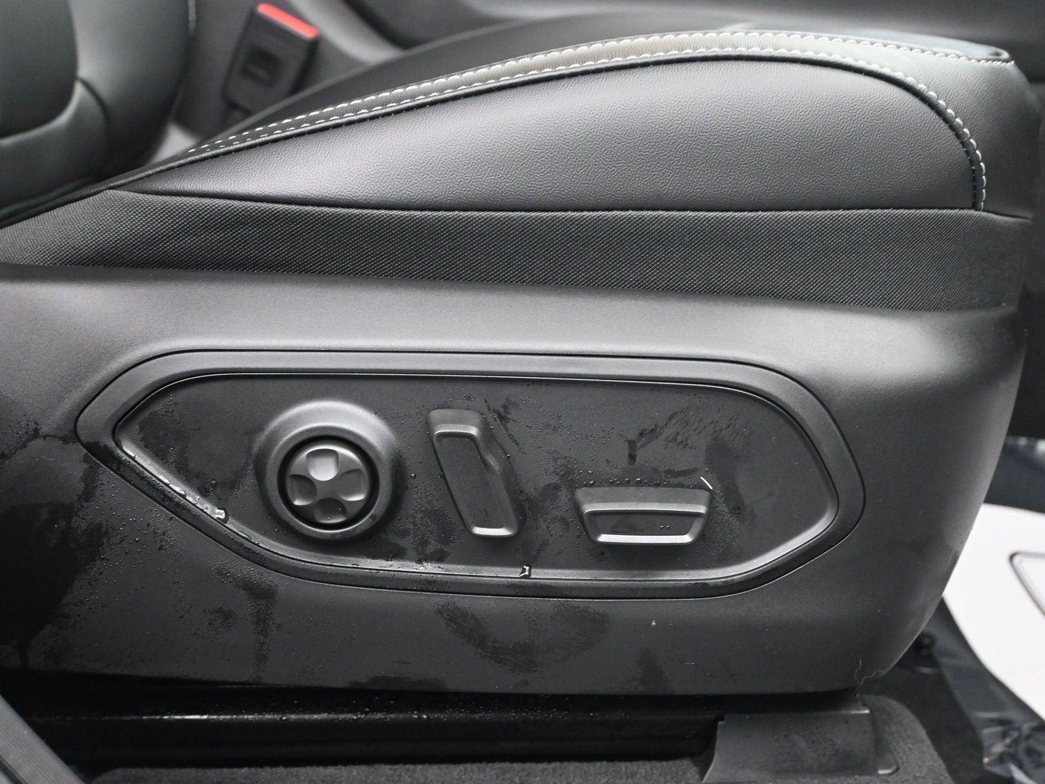 New 2026 Bright White Clearcoat Jeep Limited image 8