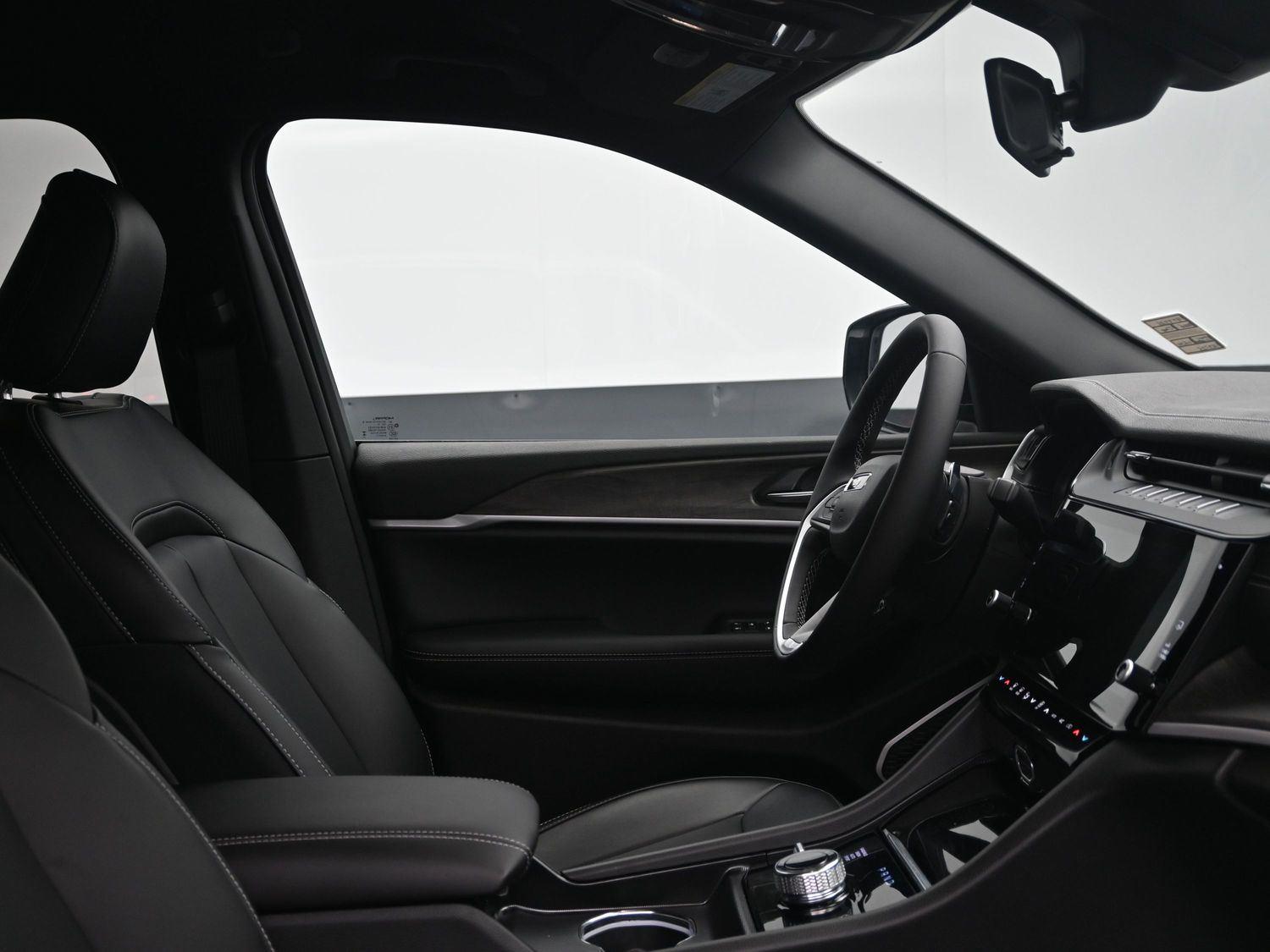 New 2026 Bright White Clearcoat Jeep Limited image 9