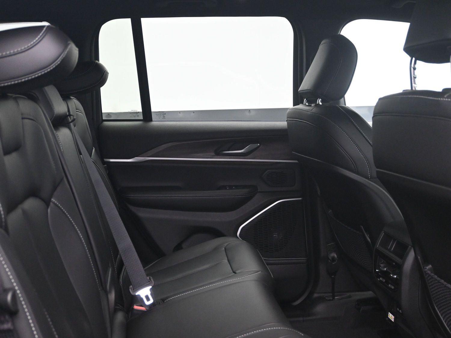 New 2026 Bright White Clearcoat Jeep Limited image 11