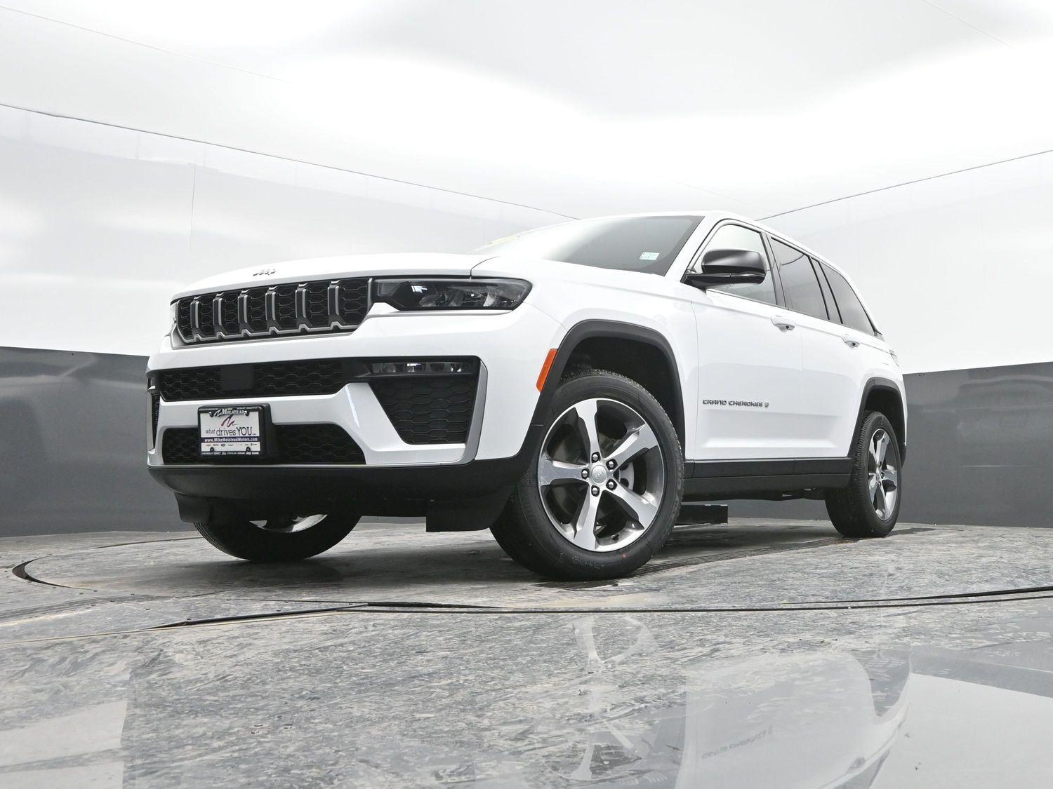 New 2026 Bright White Clearcoat Jeep Limited image 44