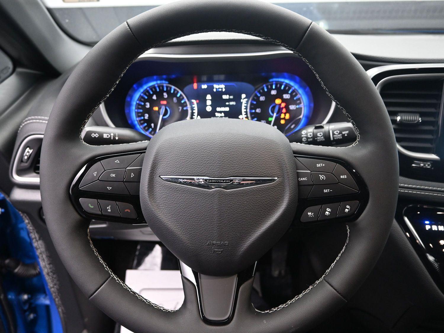 New 2026 Hydro Blue Pearlcoat Chrysler Select image 23