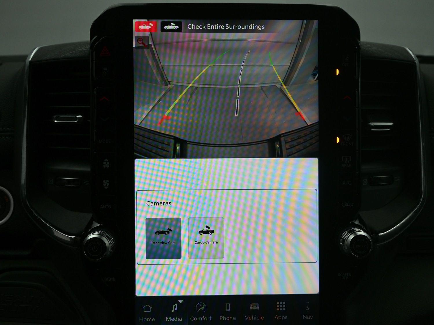 New 2026 Diamond Black Crystal Pearlcoat Ram Laramie image 33