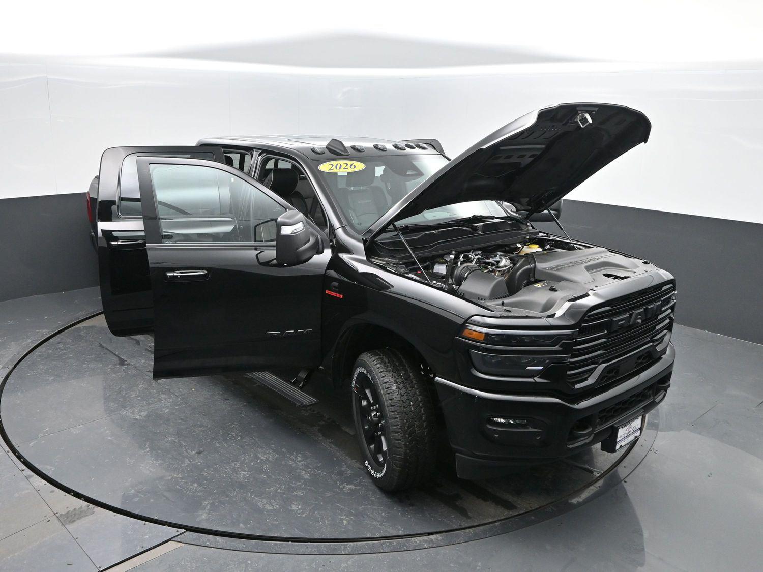 New 2026 Diamond Black Crystal Pearlcoat Ram Laramie image 52