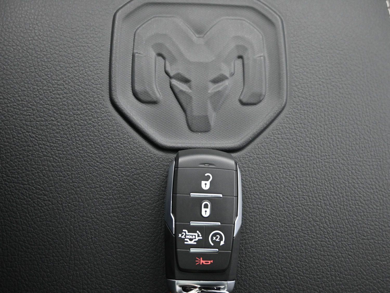 New 2026 Ivory White Tri-Coat Pearlcoat Ram Laramie image 37