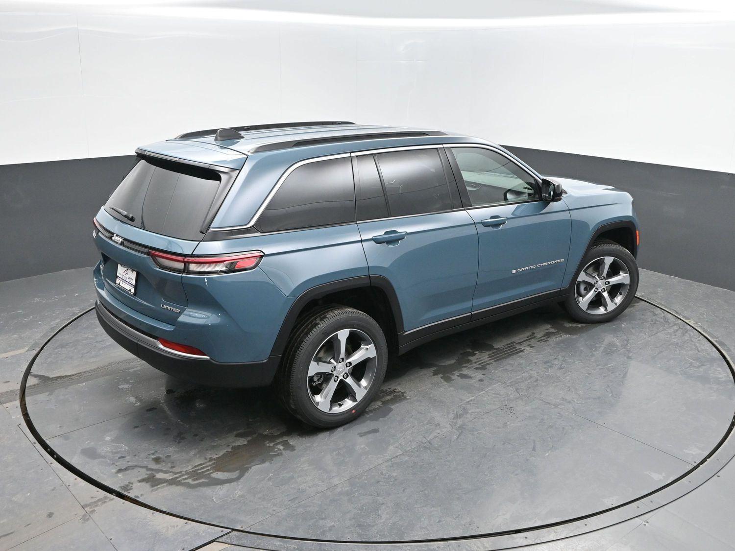 New 2026 Steel Blue Jeep Limited image 38