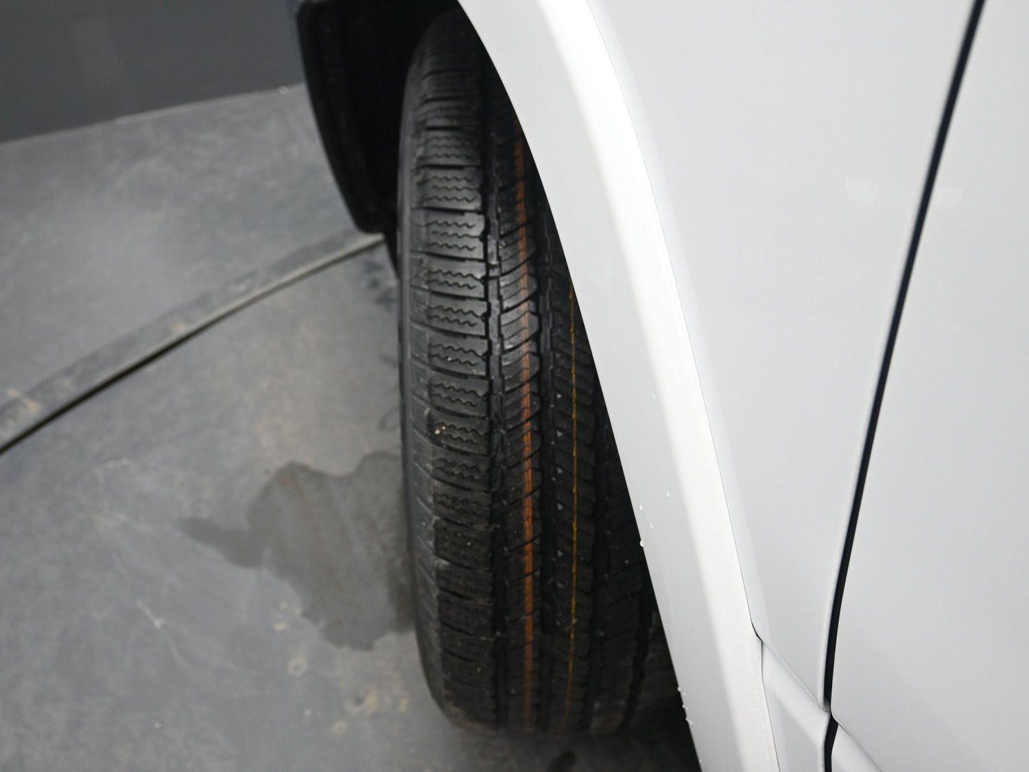 New 2026 Ivory White Tri-Coat Pearlcoat Ram Laramie image 5