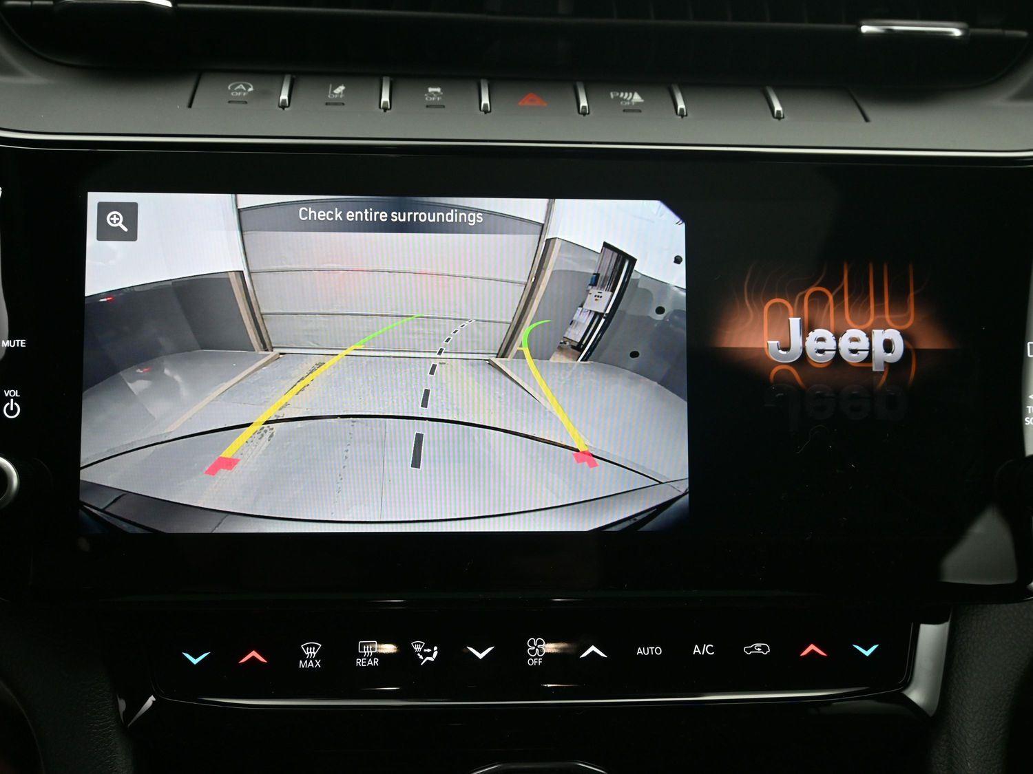 New 2026 Diamond Black Crystal Pearlcoat Jeep Laredo Altitude image 24