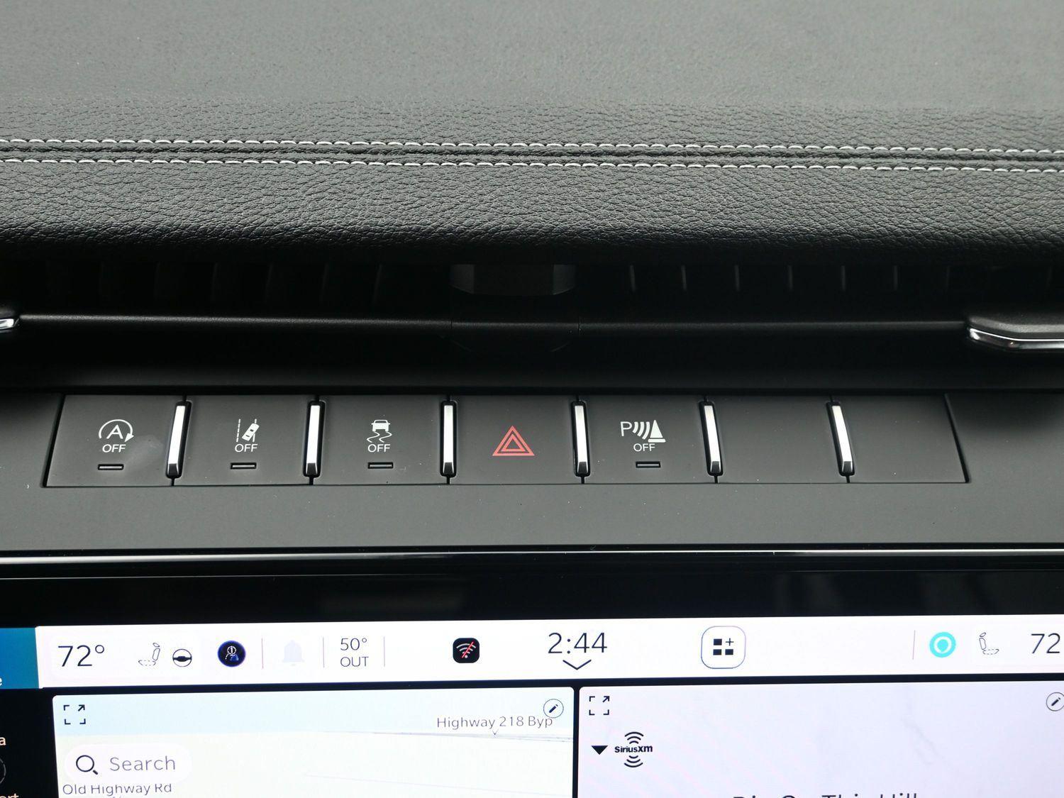 New 2026 Diamond Black Crystal Pearlcoat Jeep Laredo Altitude image 25