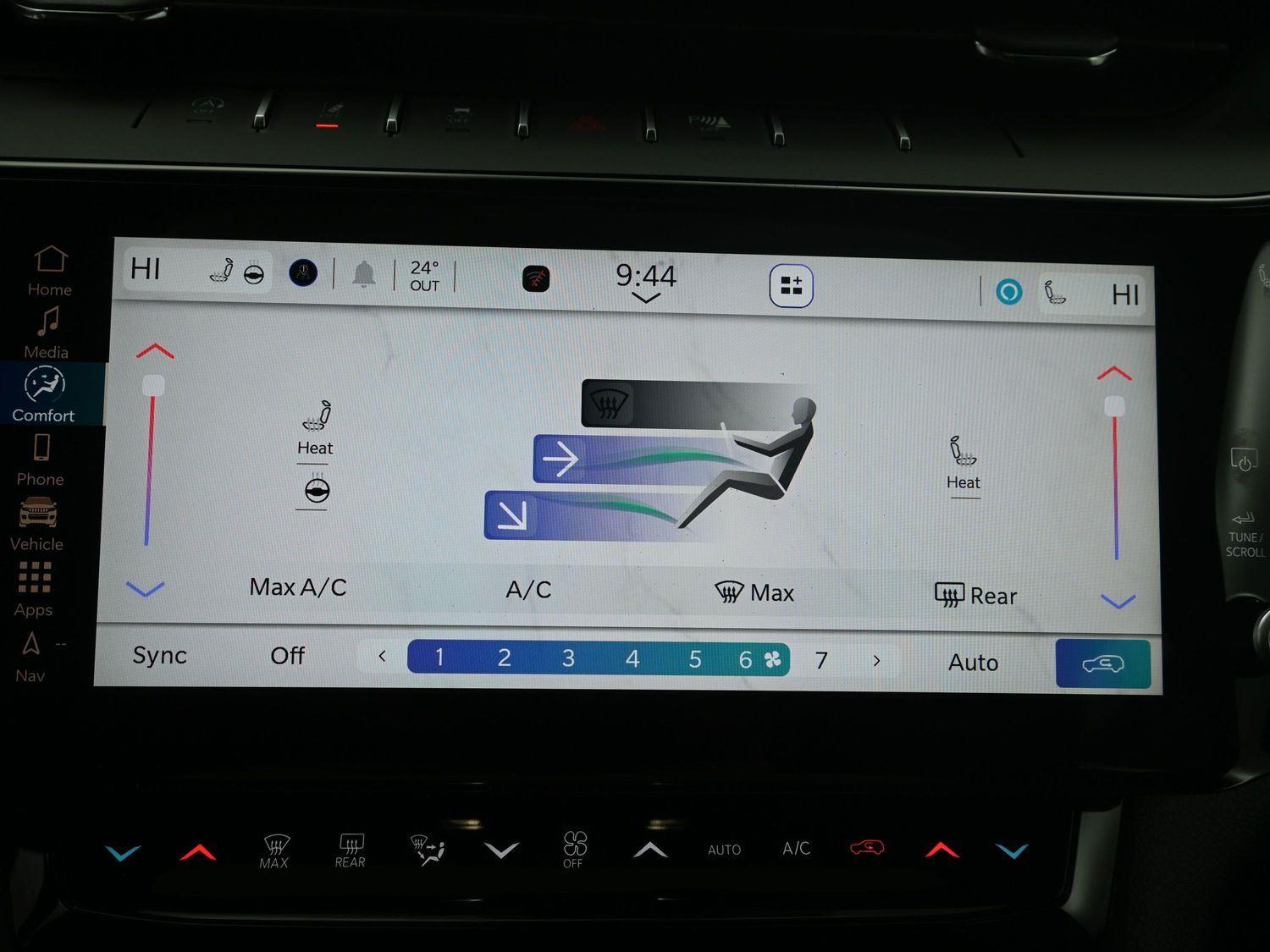 New 2026 Bright White Clearcoat Jeep Laredo Altitude image 23