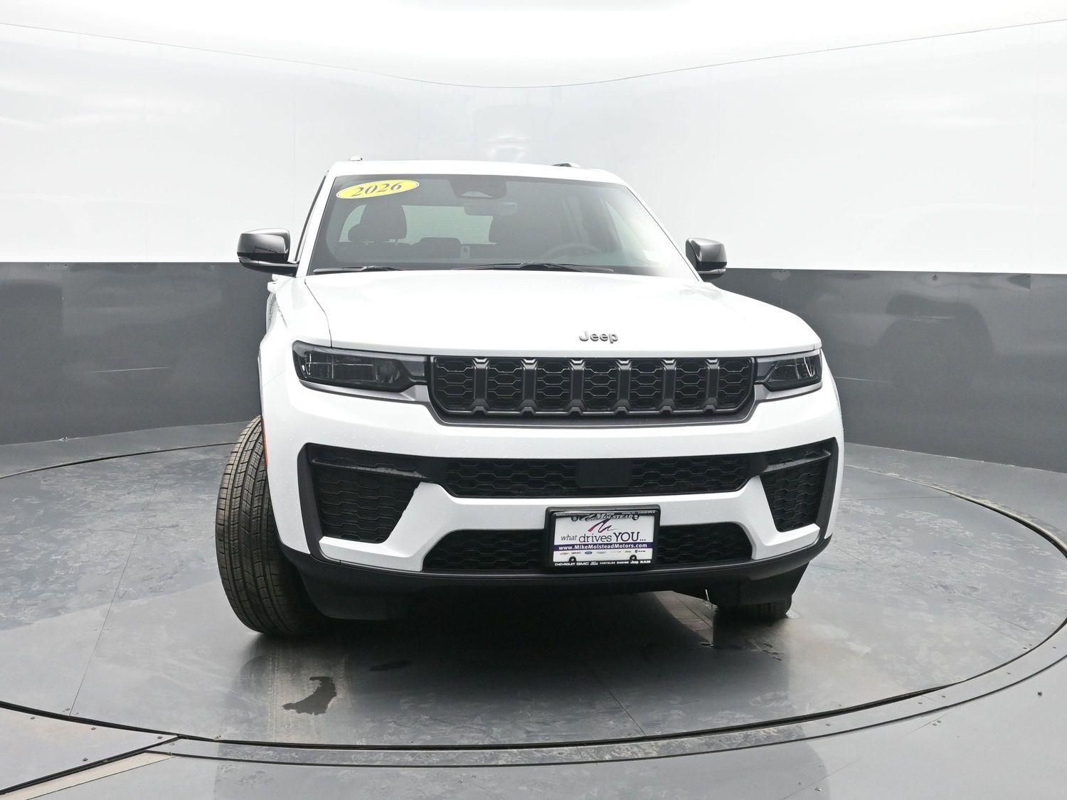 New 2026 Bright White Clearcoat Jeep Laredo Altitude image 40