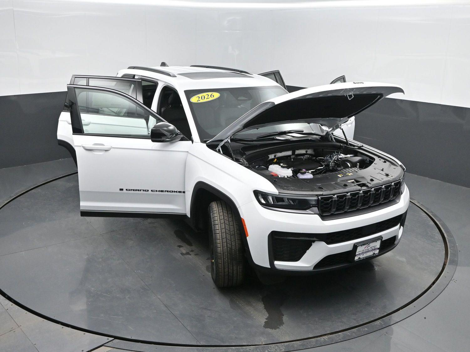 New 2026 Bright White Clearcoat Jeep Laredo Altitude image 43