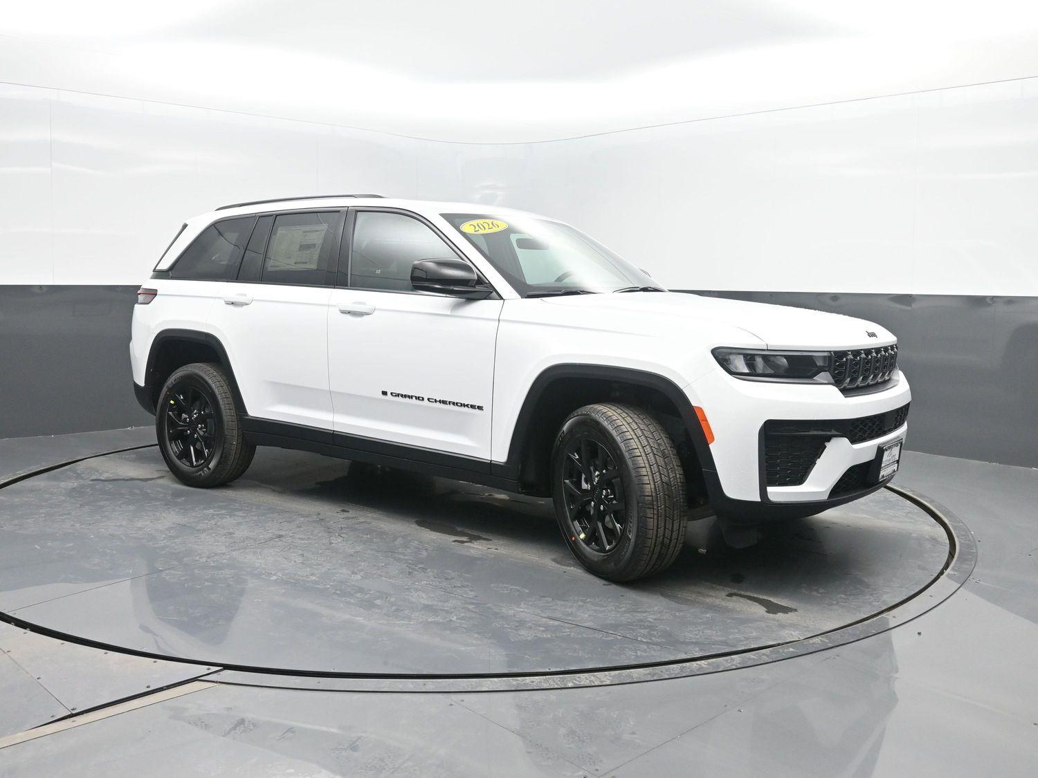 New 2026 Bright White Clearcoat Jeep Laredo Altitude image 4