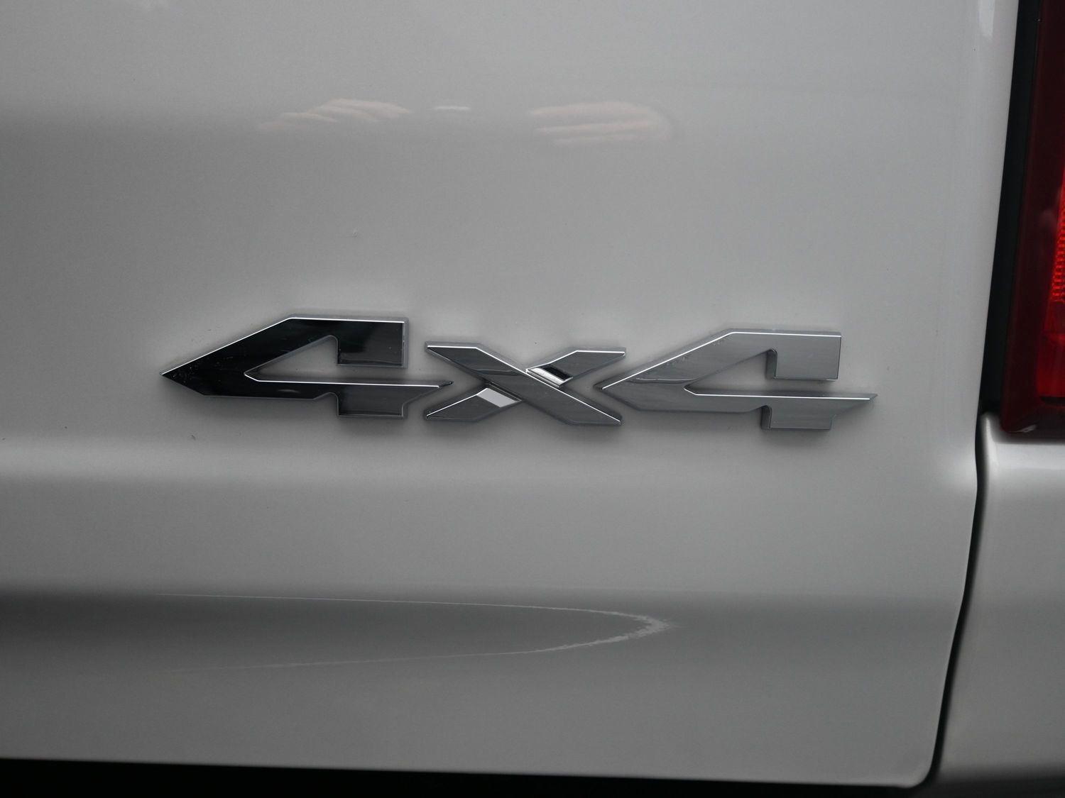 New 2026 Ivory White Tri-Coat Pearlcoat Ram Longhorn image 17