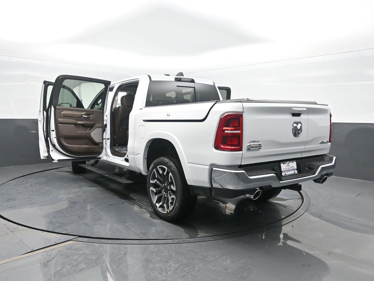 New 2026 Ivory White Tri-Coat Pearlcoat Ram Longhorn image 51