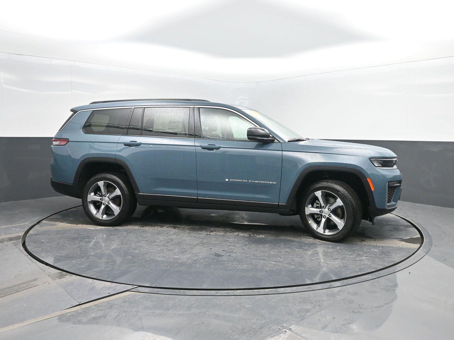 New 2026 Steel Blue Jeep Limited image 3