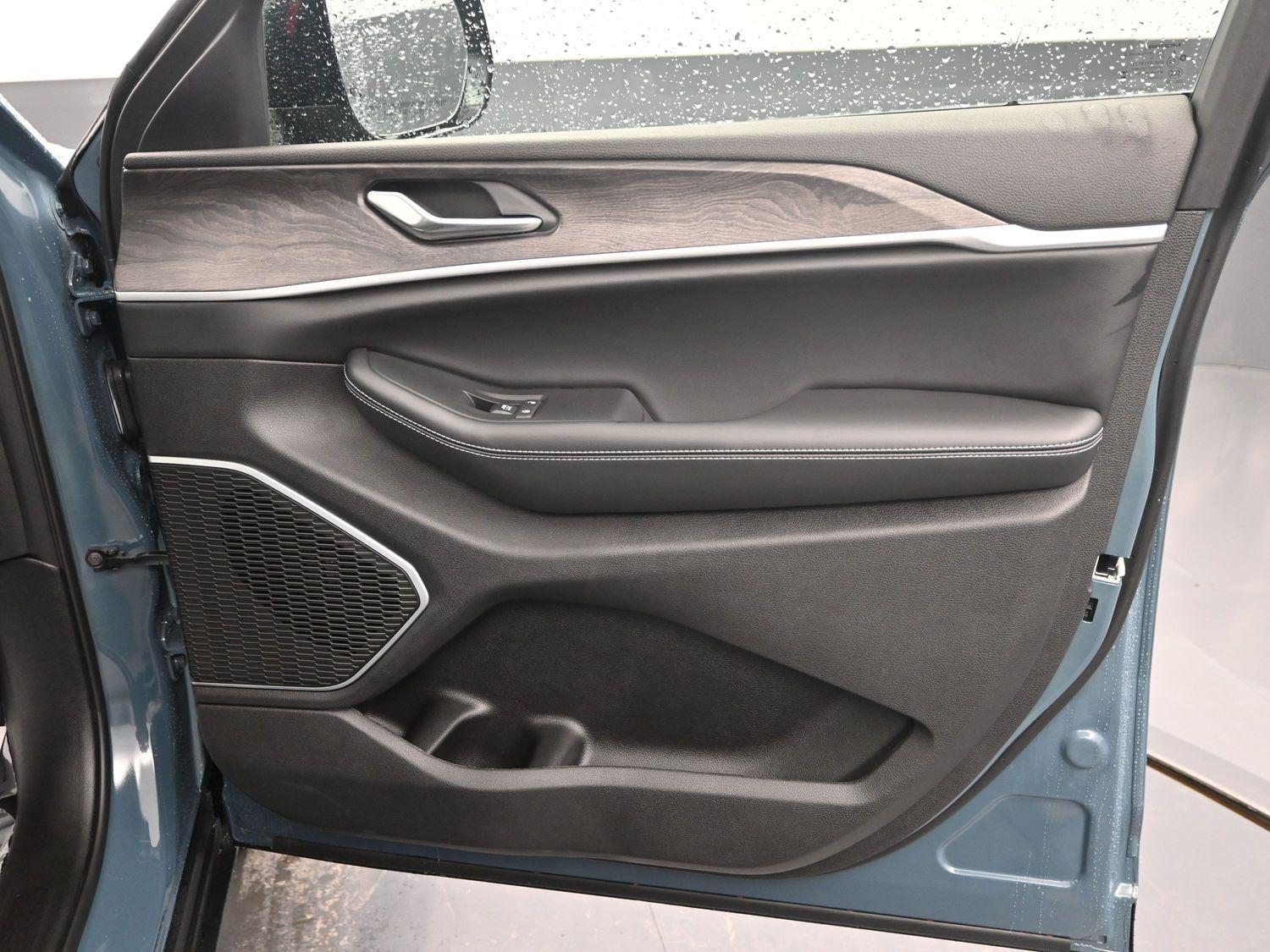 New 2026 Steel Blue Jeep Limited image 7