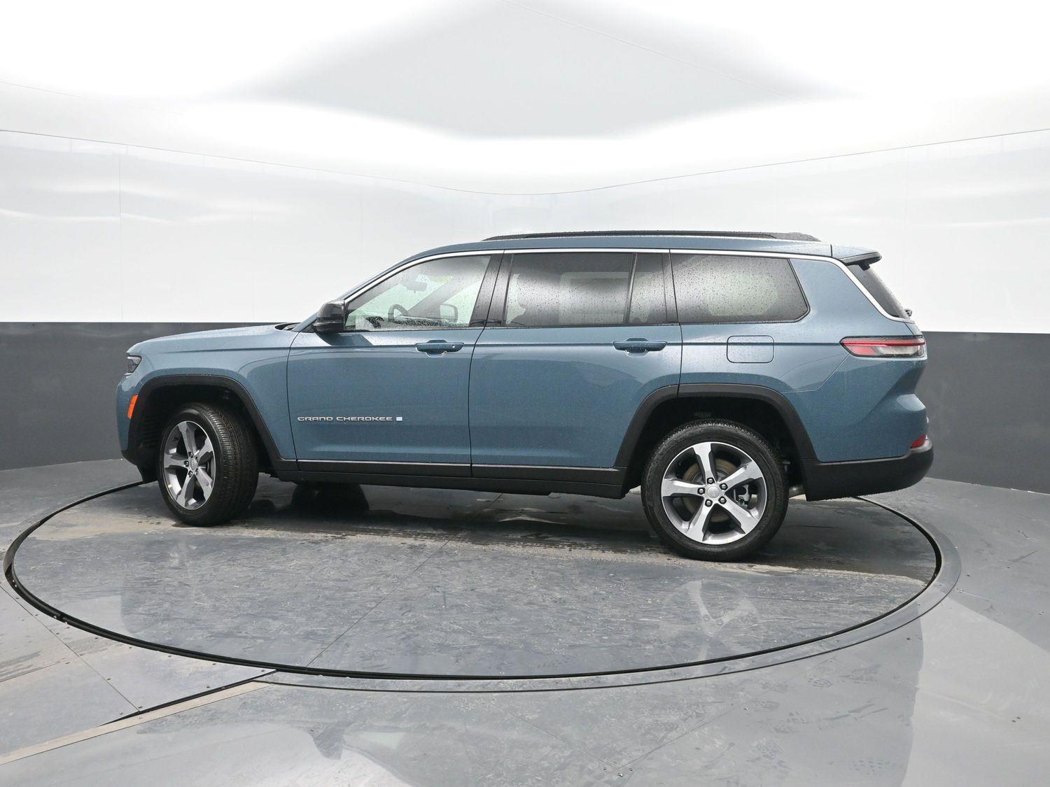 New 2026 Steel Blue Jeep Limited image 43