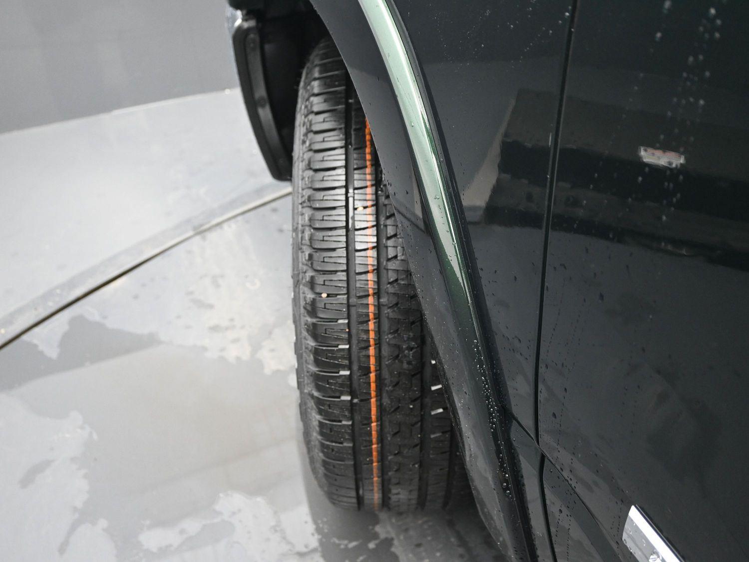 New 2026 Serrano Green Metallic Ram Big Horn image 5