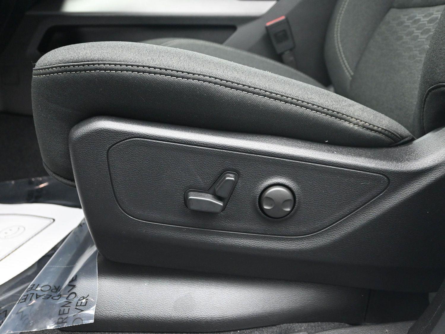 New 2026 Bright White Clearcoat Ram Big Horn image 21