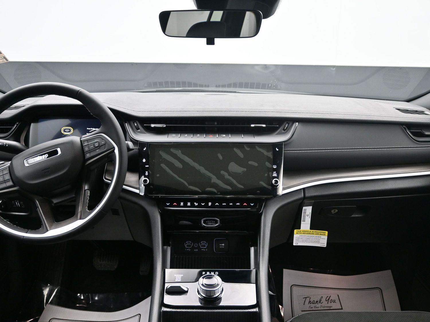 New 2026 Baltic Gray Metallic Clearcoat Jeep Laredo Altitude image 11