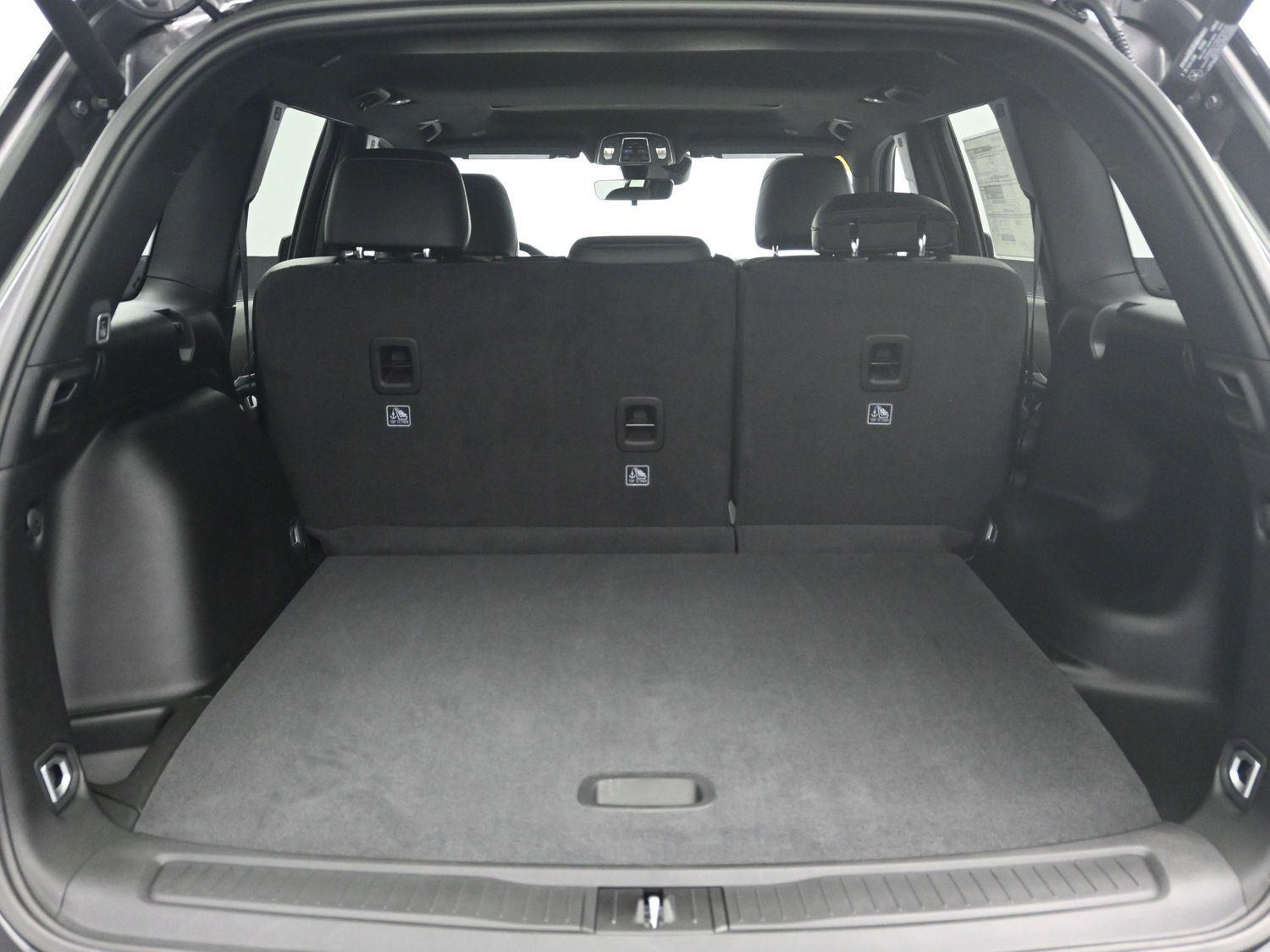 New 2026 Baltic Gray Metallic Clearcoat Jeep Laredo Altitude image 13