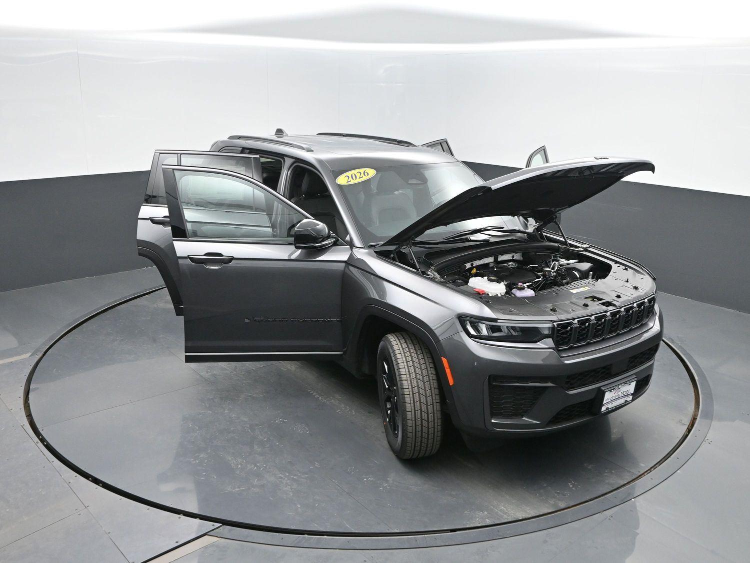 New 2026 Baltic Gray Metallic Clearcoat Jeep Laredo Altitude image 42