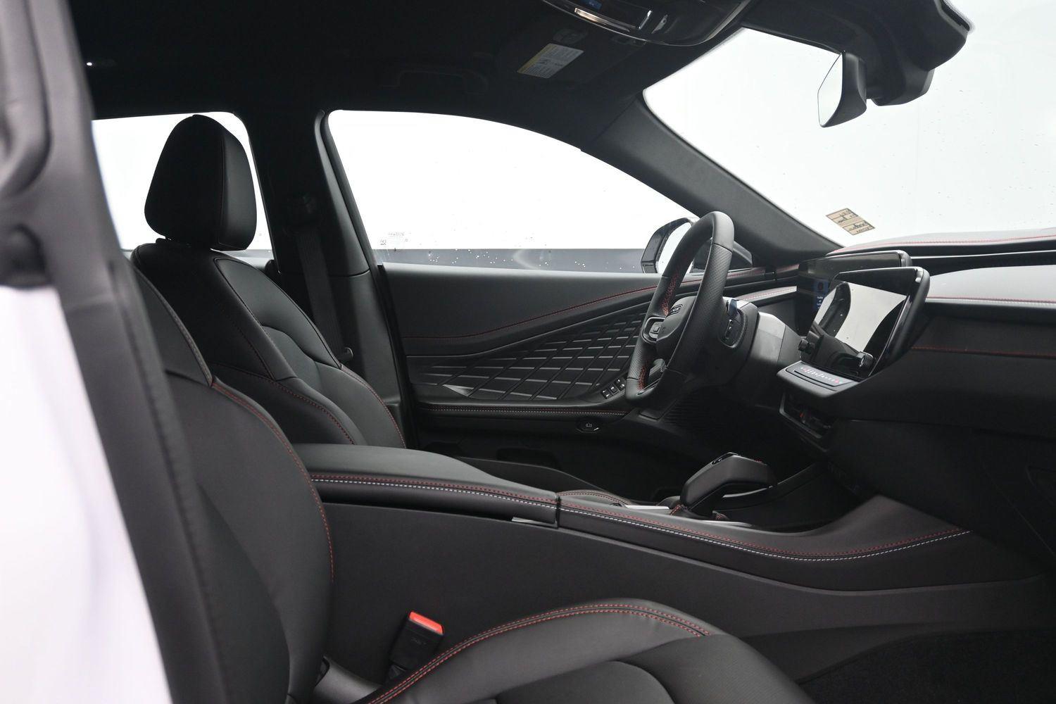 New 2026 White Knuckle Dodge R/T image 11