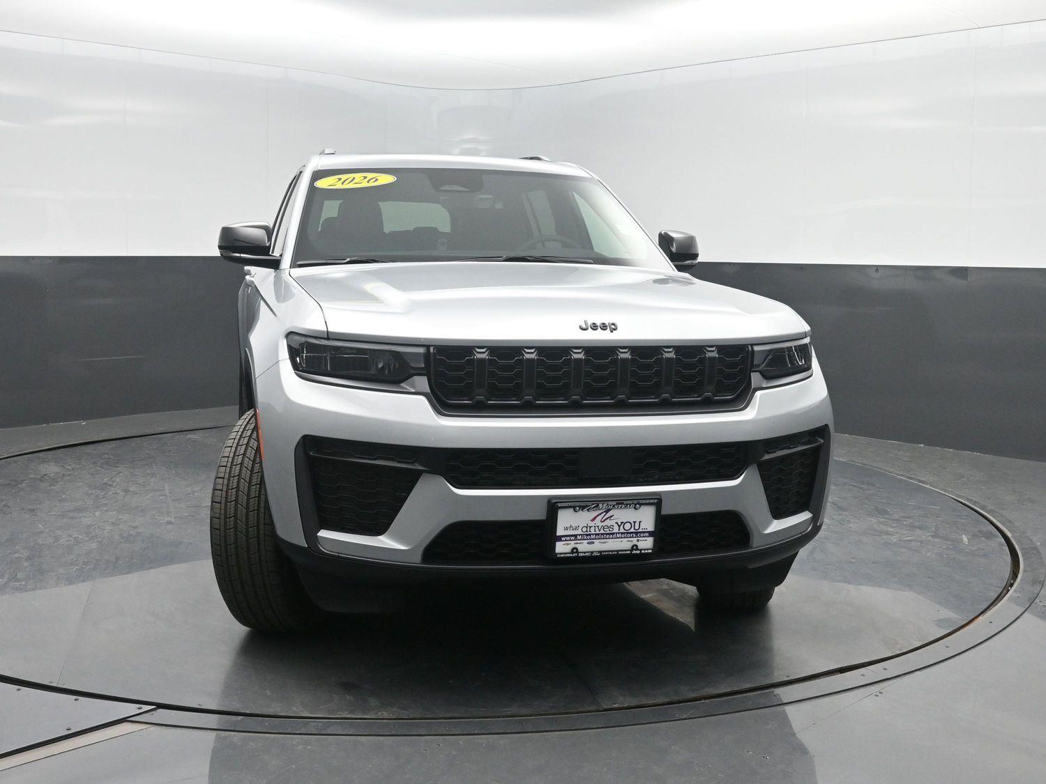 New 2026 Silver Zynith Jeep Laredo Altitude image 40
