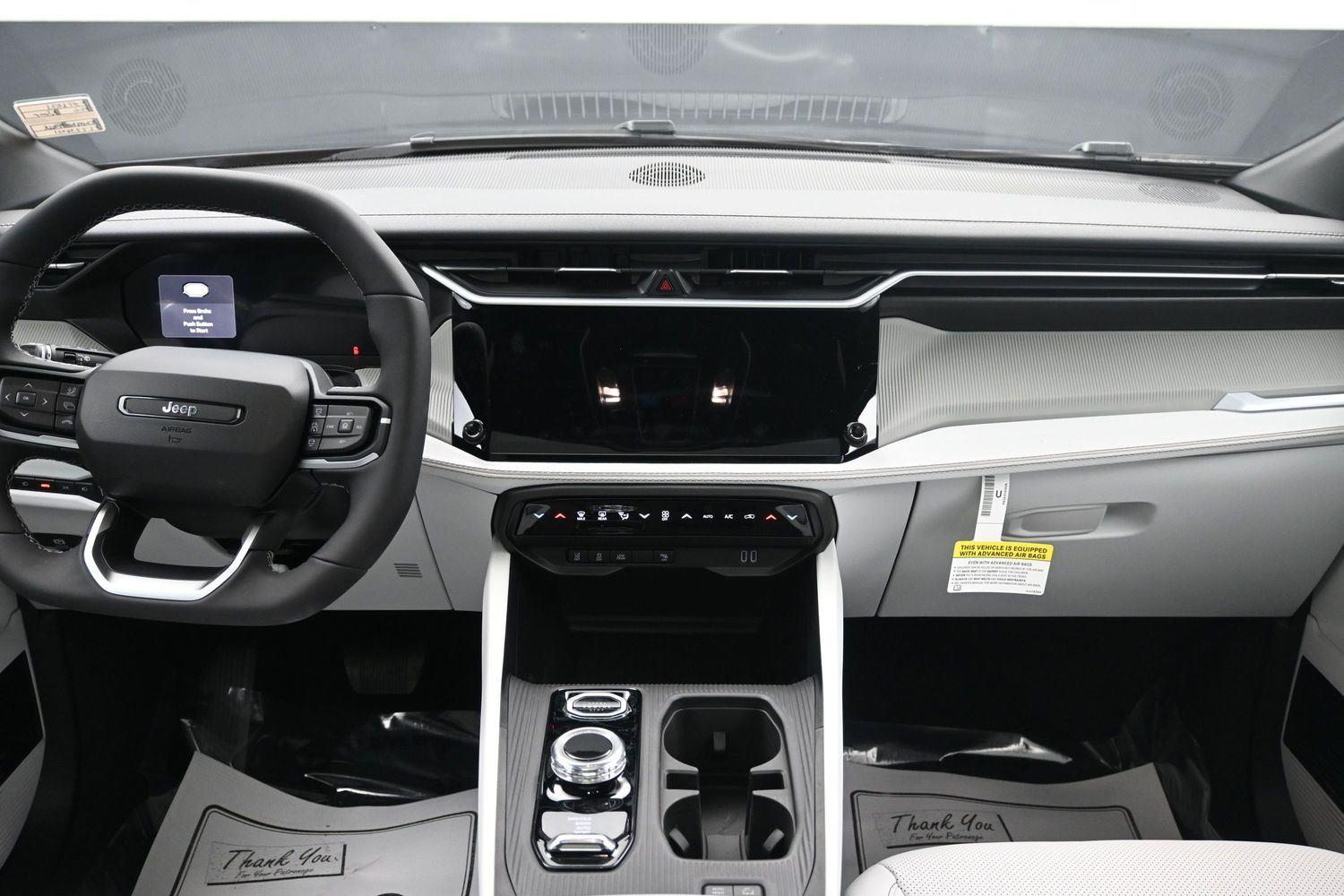 New 2026 Diamond Black Crystal Pearlcoat Jeep Limited image 14