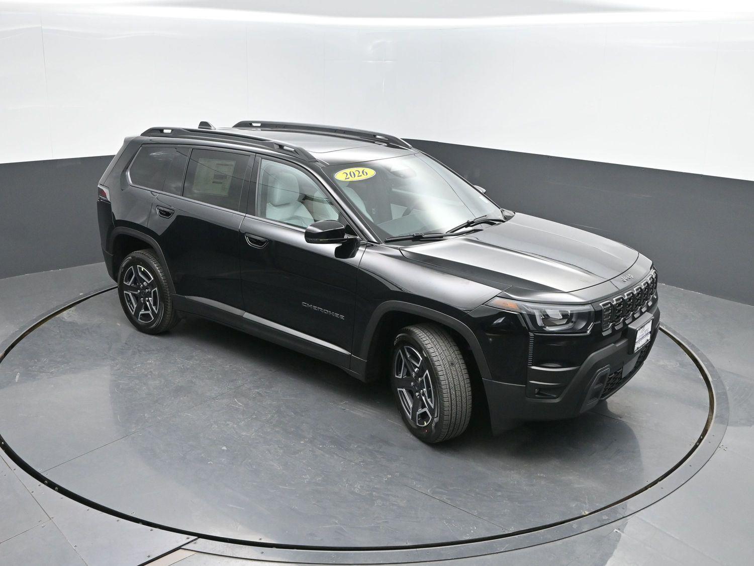 New 2026 Diamond Black Crystal Pearlcoat Jeep Limited image 41