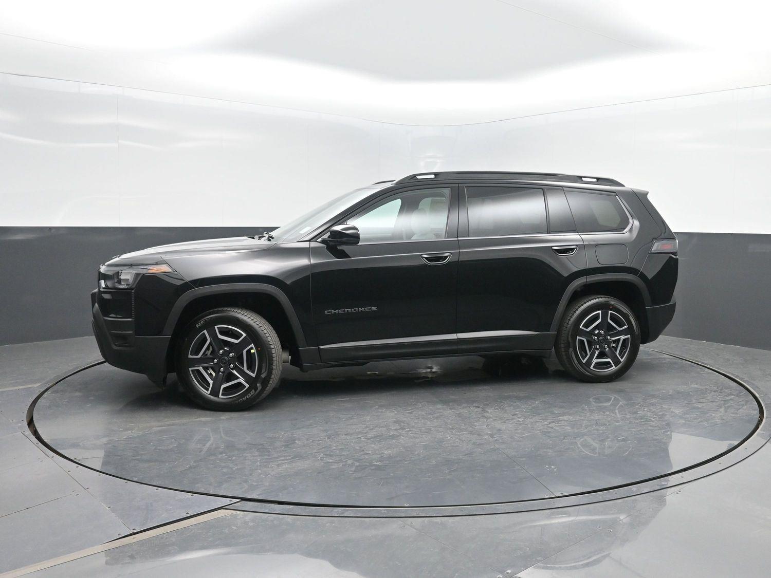 New 2026 Diamond Black Crystal Pearlcoat Jeep Limited image 43