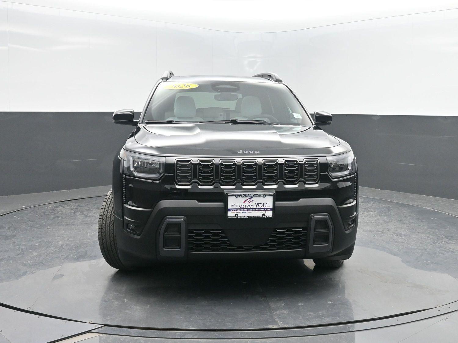 New 2026 Diamond Black Crystal Pearlcoat Jeep Limited image 44