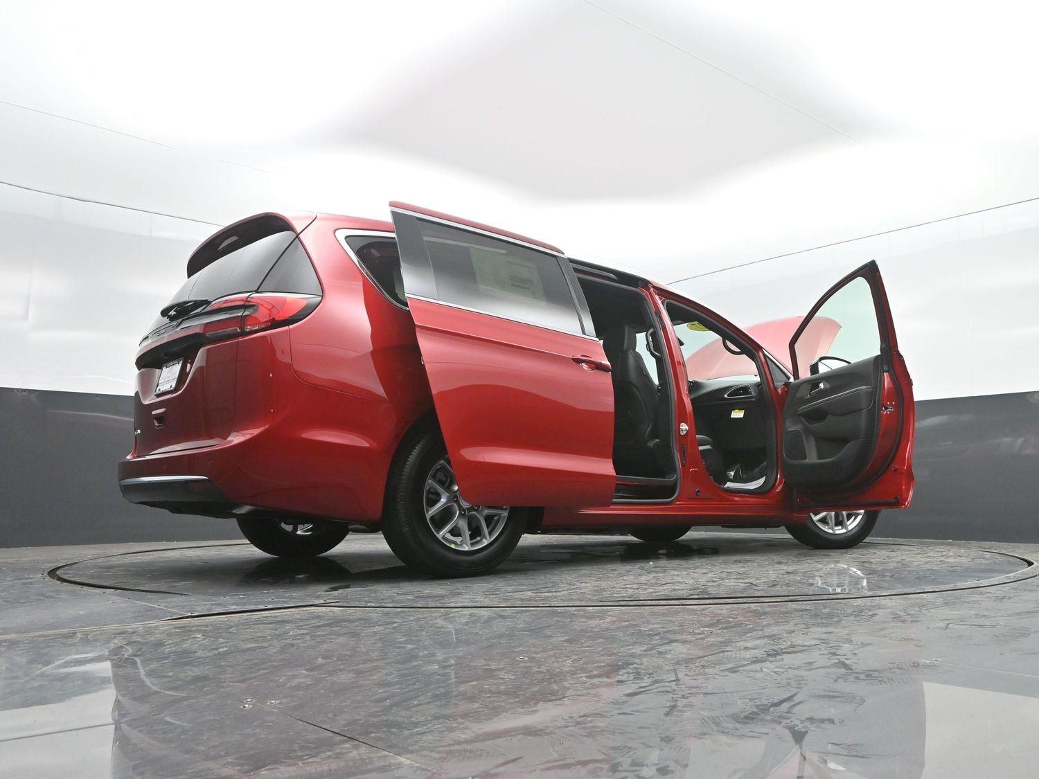 New 2027 Red Hot Pearlcoat Chrysler Select image 49