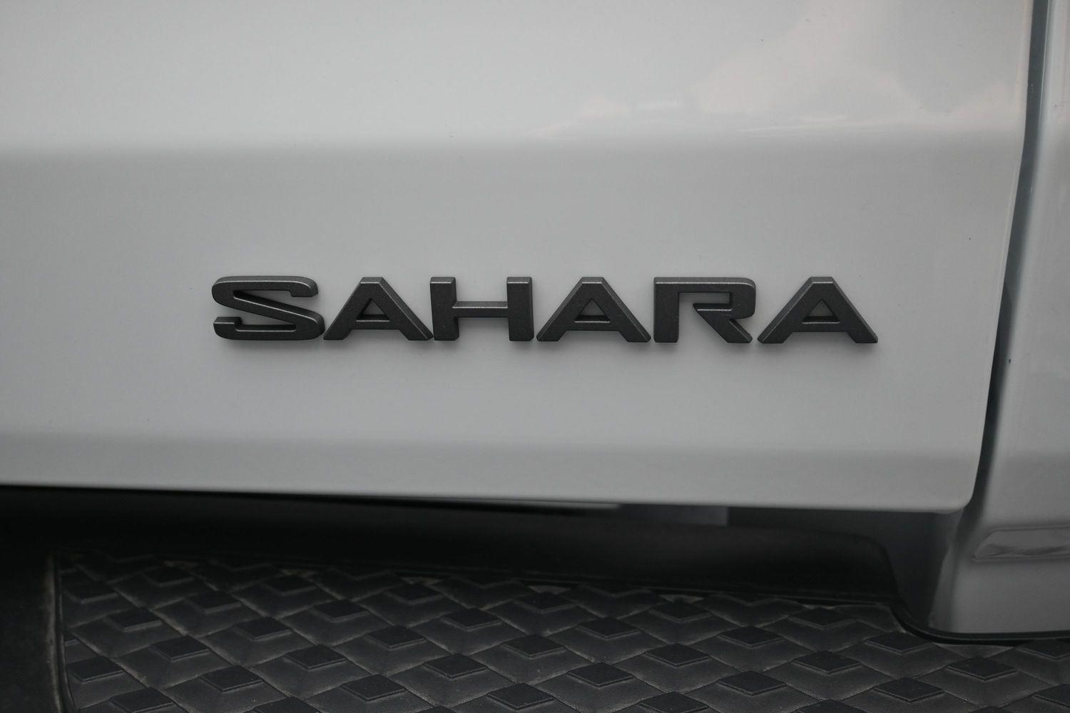 New 2026 Bright White Clearcoat Jeep Sahara image 15