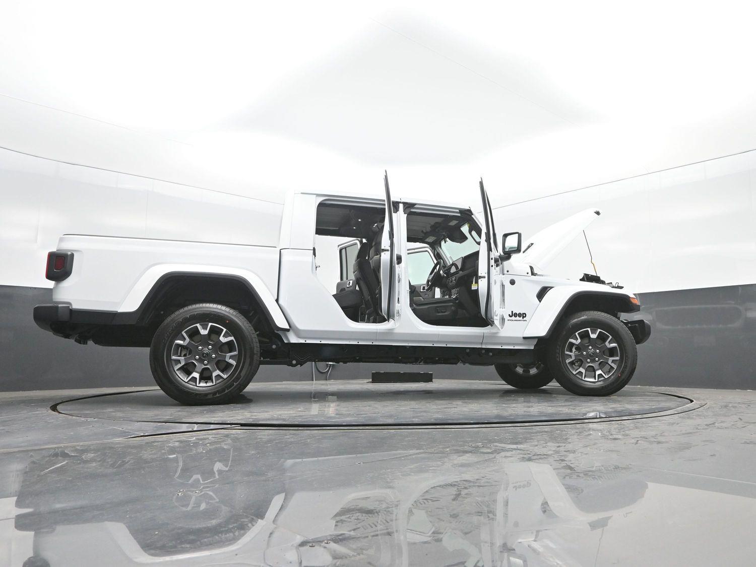 New 2026 Bright White Clearcoat Jeep Sahara image 50