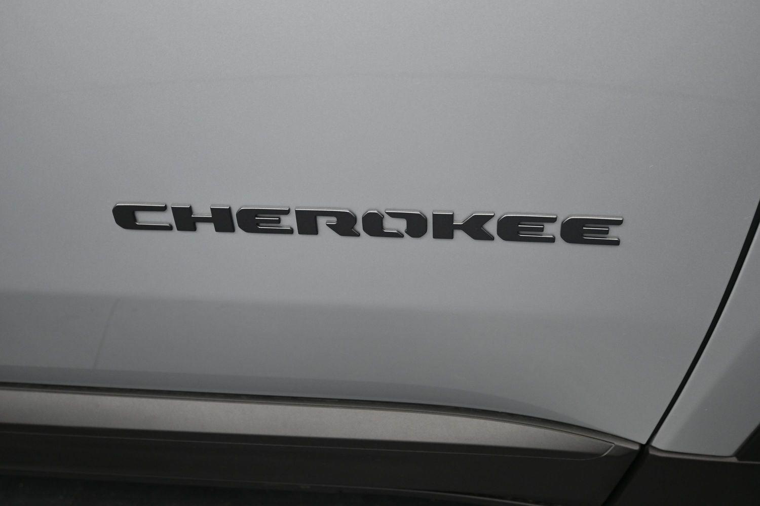 New 2026 Silver Zynith Clearcoat Jeep Laredo image 6